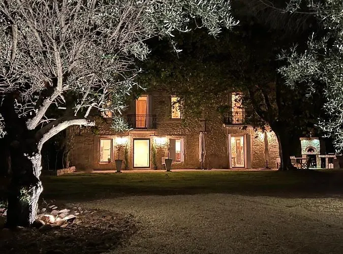 Domaine De La Trinite Montpellier - Aeroport - Plages - Arena - Zenith Bed and Breakfast *