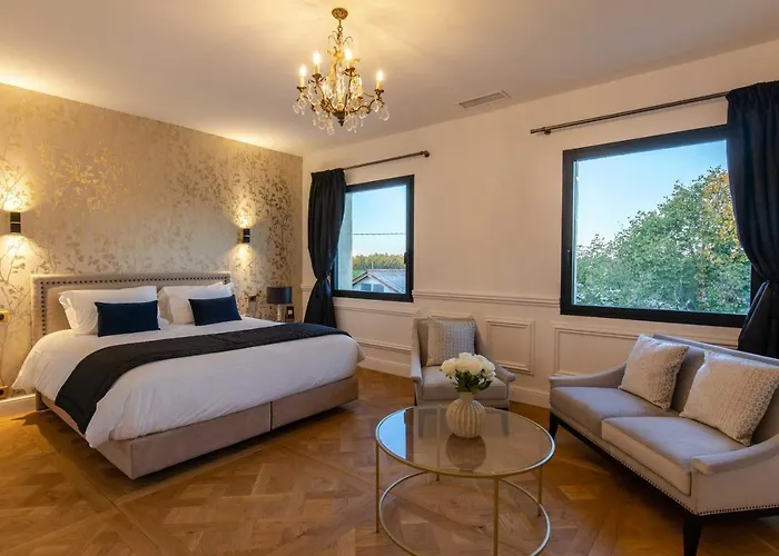 Domaine De La Trinite Montpellier - Aeroport - Plages - Arena - Zenith Bed and Breakfast